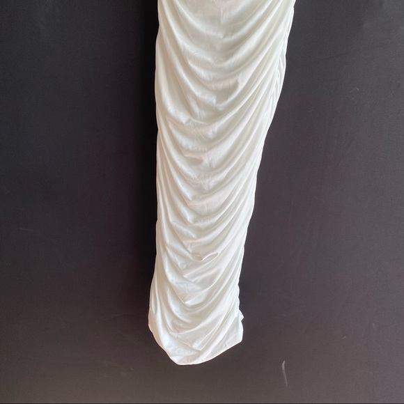 Club L Rouched/Slinky dress - Picture 7 of 7